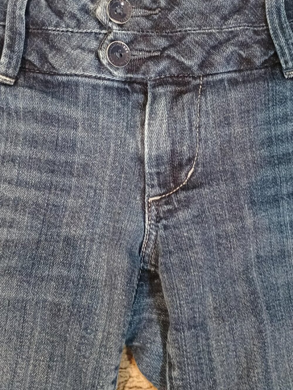 American Eagle/Denim Bermuda Shorts/Women 6 Medium Wash Y2K Double Button Preppy - Picture 5 of 8